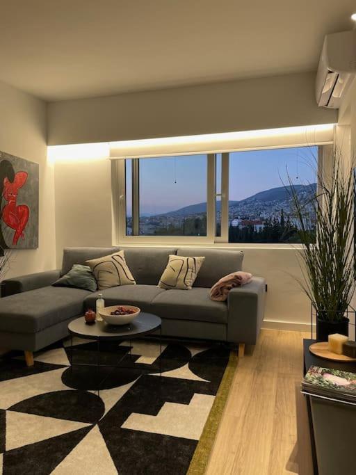 Cozy Apartment Opposite The Beach Athens Exterior photo